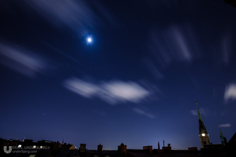 279/365 Cloud streaks